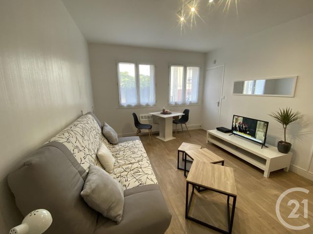 Appartement F1 à louer - 1 pièce - 29.15 m2 - CHARTRES - 28 - CENTRE - Century 21 Maitrejean Immobilier