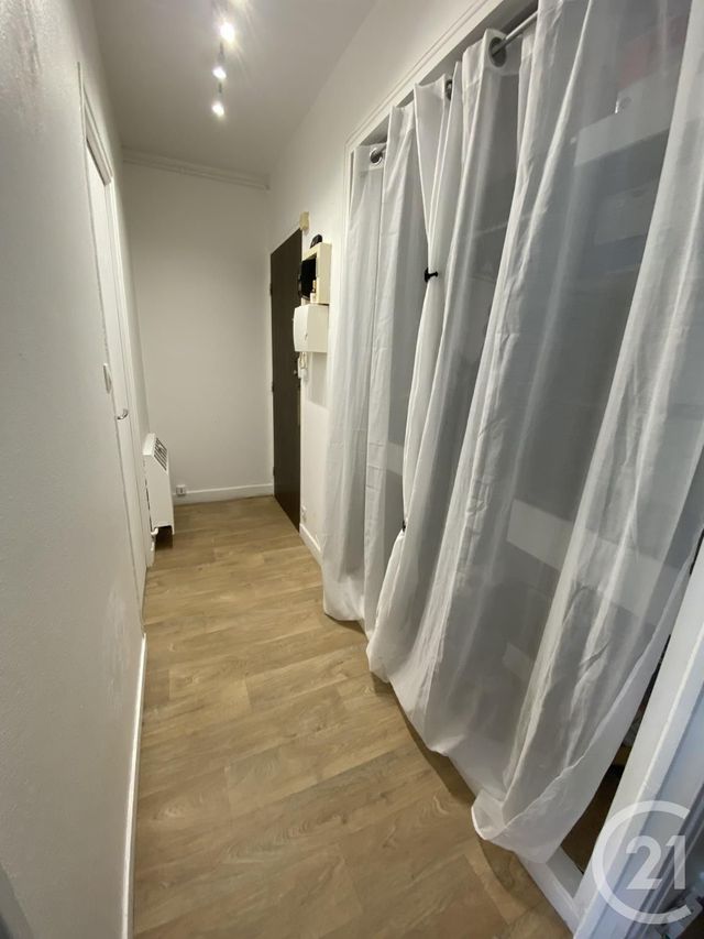 Appartement F1 à louer - 1 pièce - 29.15 m2 - CHARTRES - 28 - CENTRE - Century 21 Maitrejean Immobilier