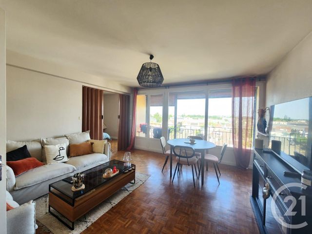 Appartement T3 à louer - 3 pièces - 66.56 m2 - LUISANT - 28 - CENTRE - Century 21 Maitrejean Immobilier