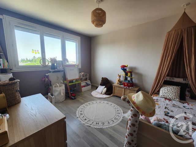 Appartement T3 à louer - 3 pièces - 66.56 m2 - LUISANT - 28 - CENTRE - Century 21 Maitrejean Immobilier