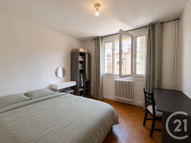 Appartement F3 à louer - 3 pièces - 65.84 m2 - CHARTRES - 28 - CENTRE - Century 21 Maitrejean Immobilier