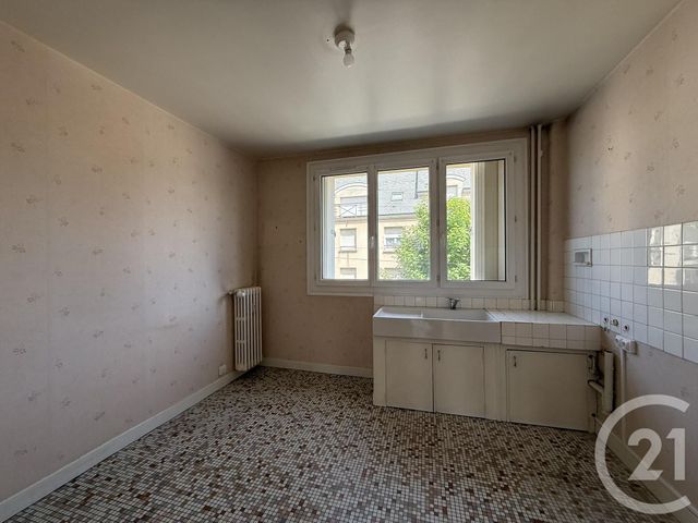 Appartement F3 à louer - 3 pièces - 65.84 m2 - CHARTRES - 28 - CENTRE - Century 21 Maitrejean Immobilier