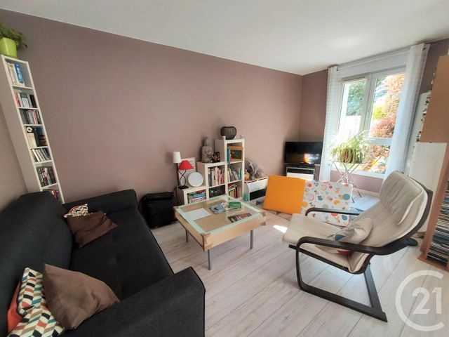 Appartement F3 à louer - 3 pièces - 80.96 m2 - MAINVILLIERS - 28 - CENTRE - Century 21 Maitrejean Immobilier