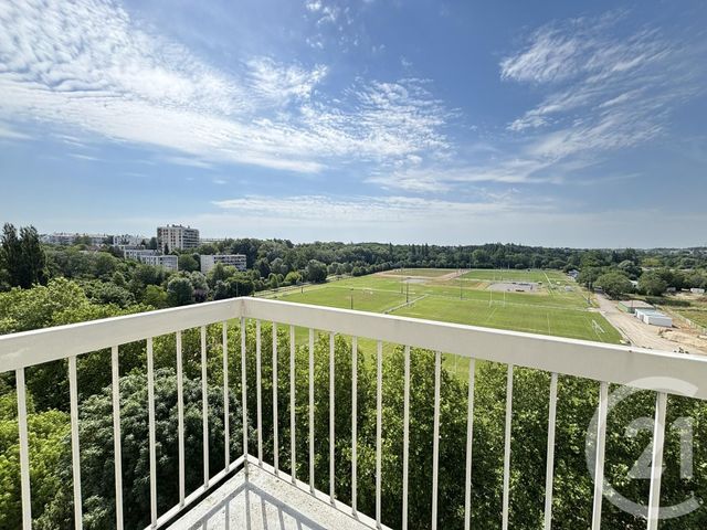 Appartement F5 à vendre - 5 pièces - 101.4 m2 - CHARTRES - 28 - CENTRE - Century 21 Maitrejean Immobilier