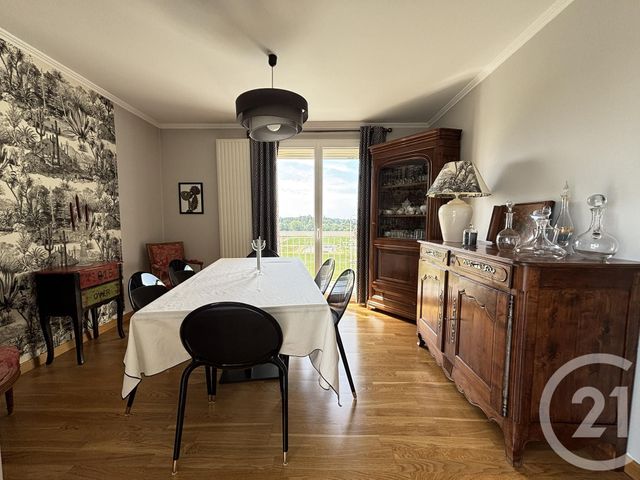 Appartement F5 à vendre - 5 pièces - 101.4 m2 - CHARTRES - 28 - CENTRE - Century 21 Maitrejean Immobilier