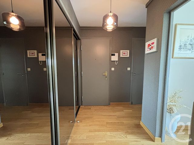 Appartement F5 à vendre - 5 pièces - 101.4 m2 - CHARTRES - 28 - CENTRE - Century 21 Maitrejean Immobilier