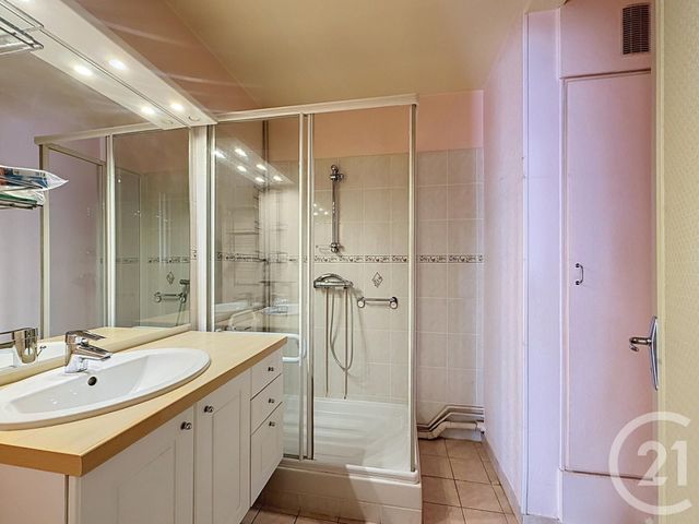 Appartement à vendre - 4 pièces - 81.16 m2 - CHARTRES - 28 - CENTRE - Century 21 Maitrejean Immobilier