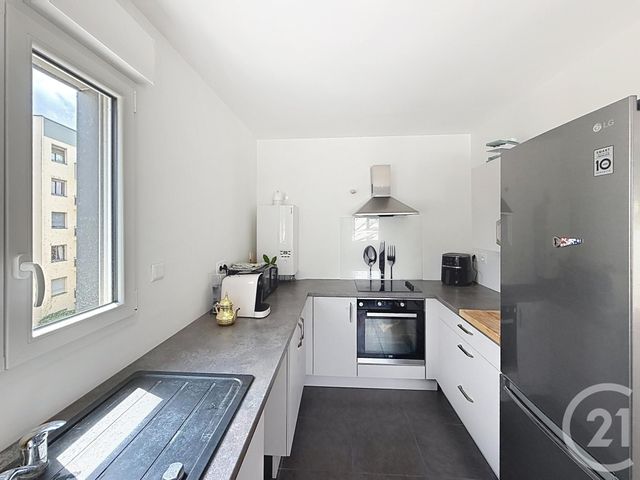 Appartement F4 à louer - 4 pièces - 96.95 m2 - CHARTRES - 28 - CENTRE - Century 21 Maitrejean Immobilier
