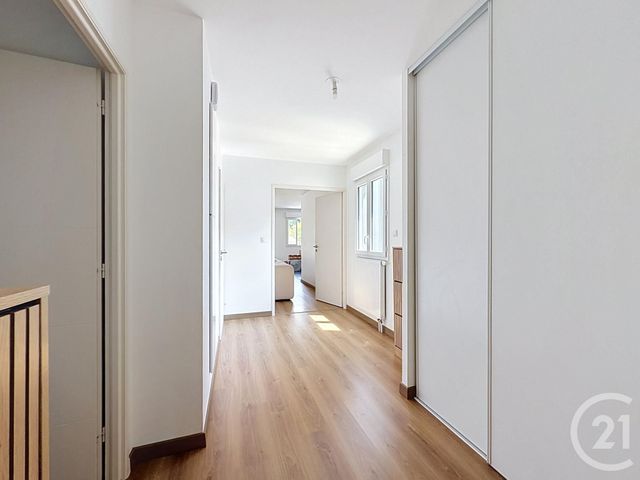 Appartement F4 à louer - 4 pièces - 96.95 m2 - CHARTRES - 28 - CENTRE - Century 21 Maitrejean Immobilier
