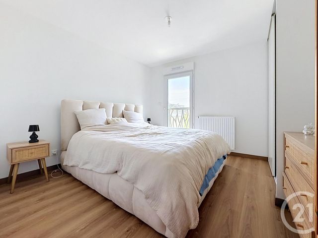 Appartement F4 à louer - 4 pièces - 96.95 m2 - CHARTRES - 28 - CENTRE - Century 21 Maitrejean Immobilier