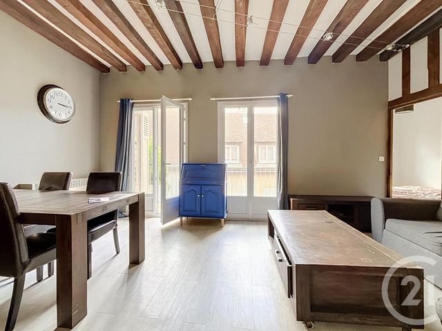 Appartement F2 à vendre - 2 pièces - 38.79 m2 - CHARTRES - 28 - CENTRE - Century 21 Maitrejean Immobilier