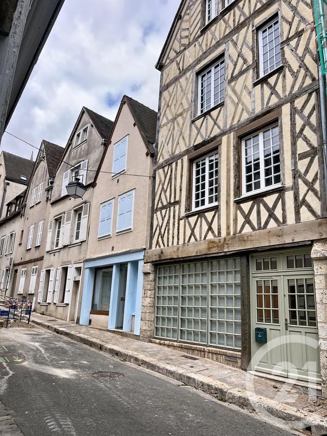 Appartement F2 à vendre - 2 pièces - 38.79 m2 - CHARTRES - 28 - CENTRE - Century 21 Maitrejean Immobilier