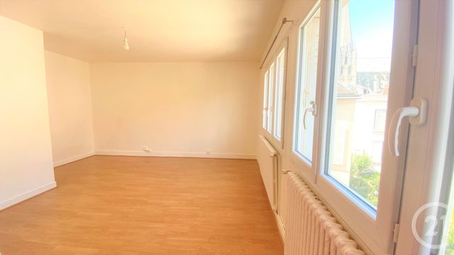 Appartement Studio à louer - 1 pièce - 25.31 m2 - CHARTRES - 28 - CENTRE - Century 21 Maitrejean Immobilier