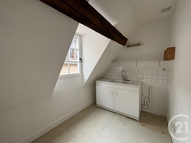 Appartement F2 à louer - 2 pièces - 45.64 m2 - CHARTRES - 28 - CENTRE - Century 21 Maitrejean Immobilier