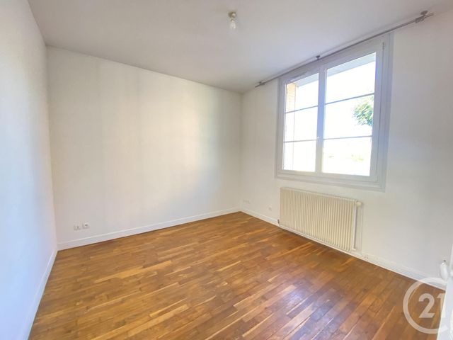 Appartement F2 à louer - 2 pièces - 35.1 m2 - CHARTRES - 28 - CENTRE - Century 21 Maitrejean Immobilier