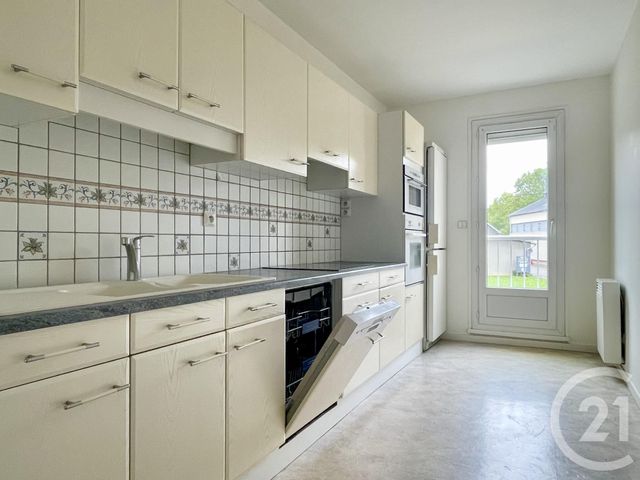 Appartement F3 à louer - 3 pièces - 74.0 m2 - CHARTRES - 28 - CENTRE - Century 21 Maitrejean Immobilier