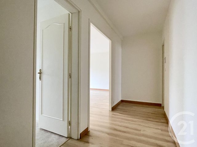 Appartement F3 à louer - 3 pièces - 74.0 m2 - CHARTRES - 28 - CENTRE - Century 21 Maitrejean Immobilier