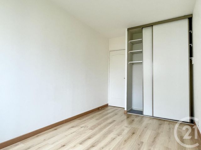 Appartement F3 à louer - 3 pièces - 74.0 m2 - CHARTRES - 28 - CENTRE - Century 21 Maitrejean Immobilier
