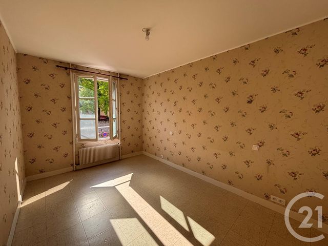 Appartement F4 à louer - 4 pièces - 86.95 m2 - CHARTRES - 28 - CENTRE - Century 21 Maitrejean Immobilier