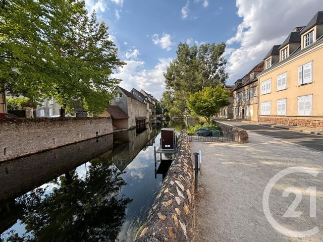 Appartement F4 à louer - 4 pièces - 86.95 m2 - CHARTRES - 28 - CENTRE - Century 21 Maitrejean Immobilier