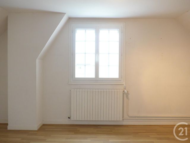 maison à louer - 6 pièces - 122.0 m2 - LEVES - 28 - CENTRE - Century 21 Maitrejean Immobilier