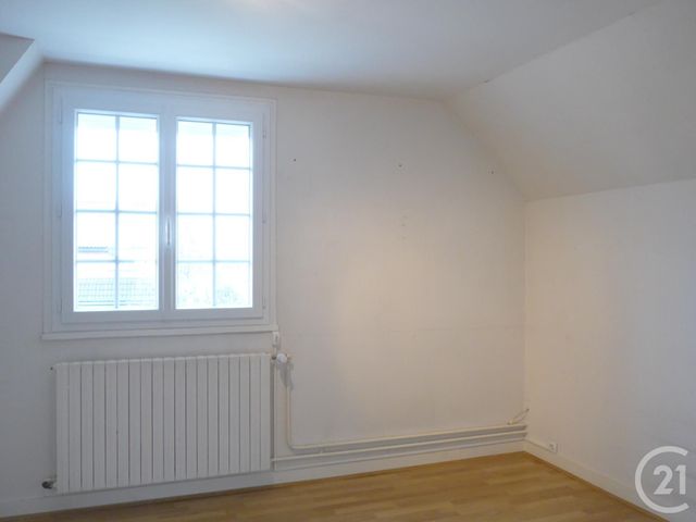 maison à louer - 6 pièces - 122.0 m2 - LEVES - 28 - CENTRE - Century 21 Maitrejean Immobilier