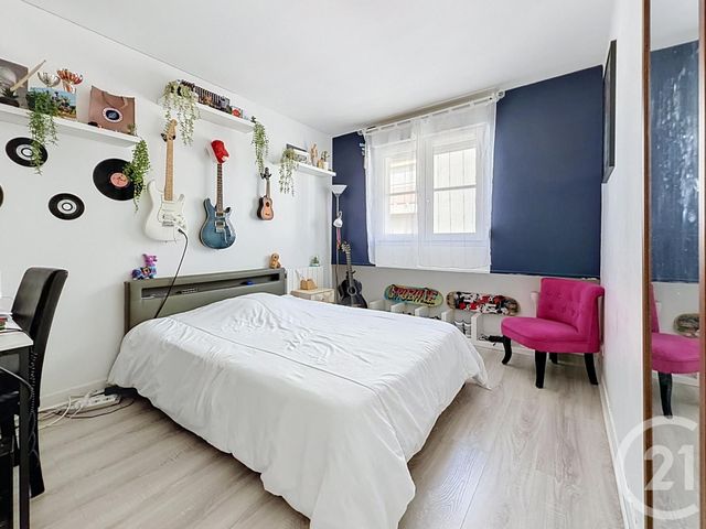 Appartement F5 à vendre - 4 pièces - 97.0 m2 - CHARTRES - 28 - CENTRE - Century 21 Maitrejean Immobilier