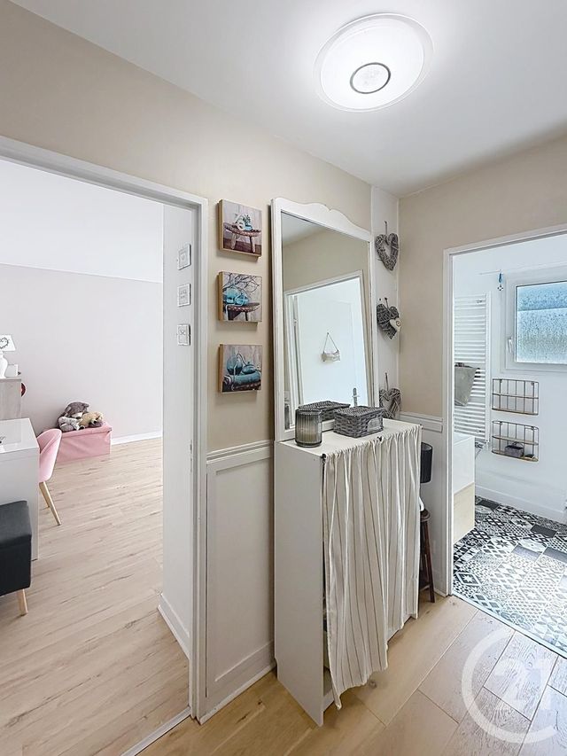 Appartement F5 à vendre - 4 pièces - 97.0 m2 - CHARTRES - 28 - CENTRE - Century 21 Maitrejean Immobilier