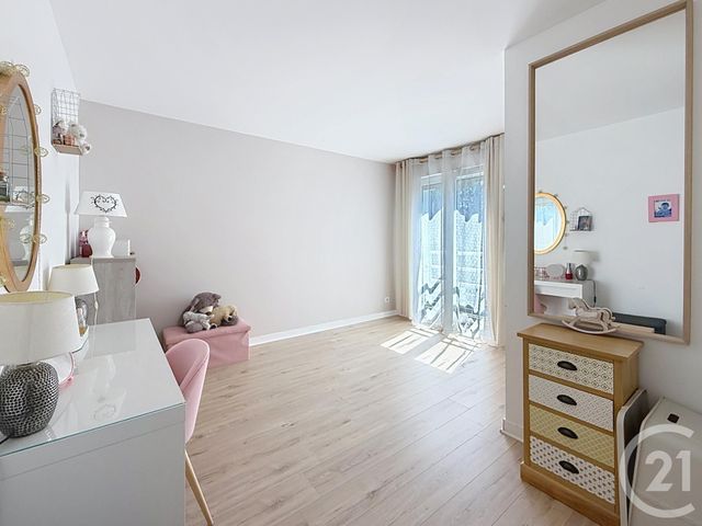 Appartement F5 à vendre - 4 pièces - 97.0 m2 - CHARTRES - 28 - CENTRE - Century 21 Maitrejean Immobilier