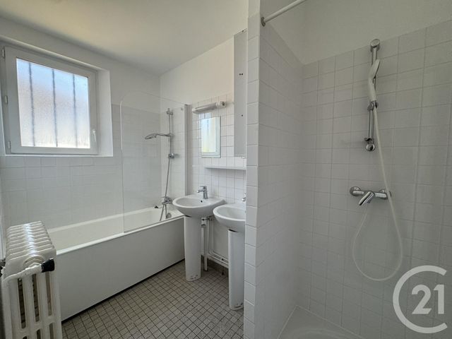 maison à louer - 4 pièces - 72.91 m2 - CHARTRES - 28 - CENTRE - Century 21 Maitrejean Immobilier
