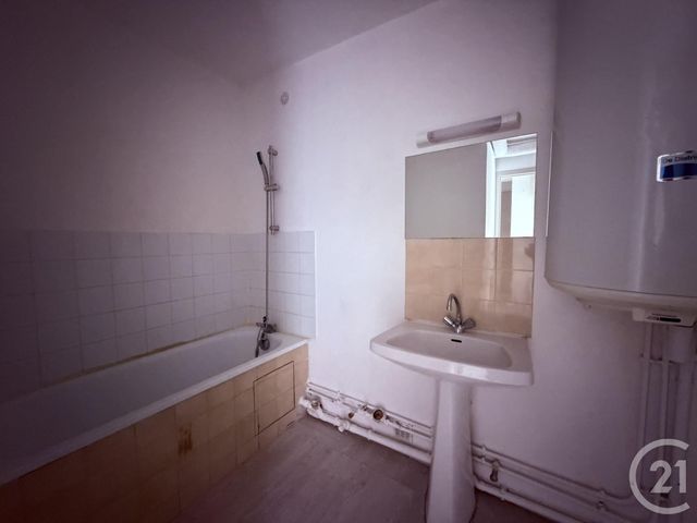 Appartement F2 à louer - 2 pièces - 45.91 m2 - CHARTRES - 28 - CENTRE - Century 21 Maitrejean Immobilier