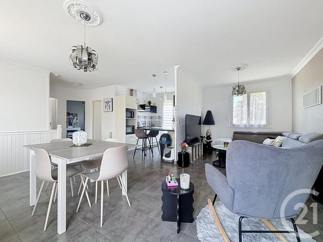 maison à vendre - 4 pièces - 89.8 m2 - CHARTRES - 28 - CENTRE - Century 21 Maitrejean Immobilier