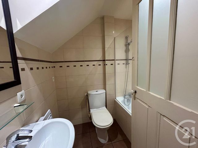 Appartement F3 à louer - 3 pièces - 48.81 m2 - CHARTRES - 28 - CENTRE - Century 21 Maitrejean Immobilier