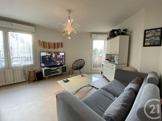 Appartement F2 à louer - 2 pièces - 39.49 m2 - CHARTRES - 28 - CENTRE - Century 21 Maitrejean Immobilier
