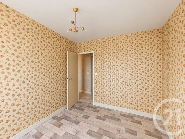 Appartement F2 bis à vendre - 4 pièces - 67.14 m2 - CHARTRES - 28 - CENTRE - Century 21 Maitrejean Immobilier