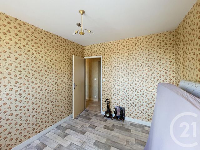 Appartement F2 bis à vendre - 4 pièces - 67.14 m2 - CHARTRES - 28 - CENTRE - Century 21 Maitrejean Immobilier
