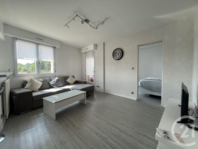 Appartement F2 à louer - 2 pièces - 46.93 m2 - CHARTRES - 28 - CENTRE - Century 21 Maitrejean Immobilier