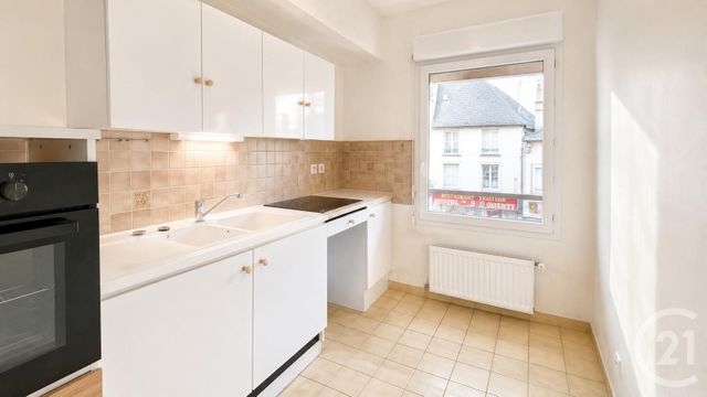 Appartement F3 à vendre - 3 pièces - 60.52 m2 - CHARTRES - 28 - CENTRE - Century 21 Maitrejean Immobilier