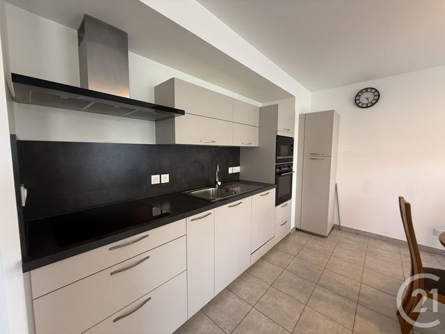 maison à louer - 4 pièces - 95.51 m2 - CHARTRES - 28 - CENTRE - Century 21 Maitrejean Immobilier