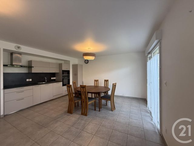maison à louer - 4 pièces - 95.51 m2 - CHARTRES - 28 - CENTRE - Century 21 Maitrejean Immobilier