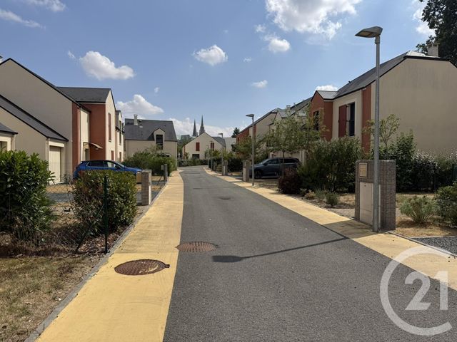 maison à louer - 4 pièces - 95.51 m2 - CHARTRES - 28 - CENTRE - Century 21 Maitrejean Immobilier