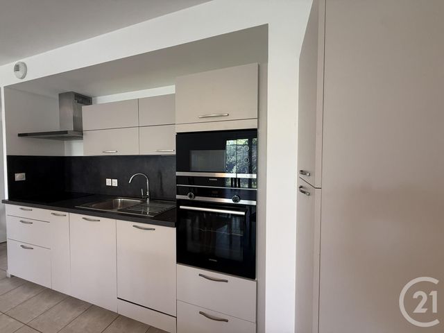 maison à louer - 4 pièces - 95.51 m2 - CHARTRES - 28 - CENTRE - Century 21 Maitrejean Immobilier