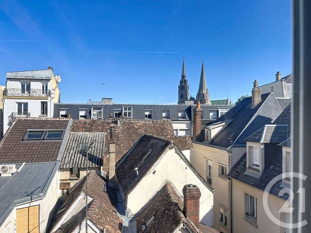 Appartement F2 à vendre - 2 pièces - 52.8 m2 - CHARTRES - 28 - CENTRE - Century 21 Maitrejean Immobilier