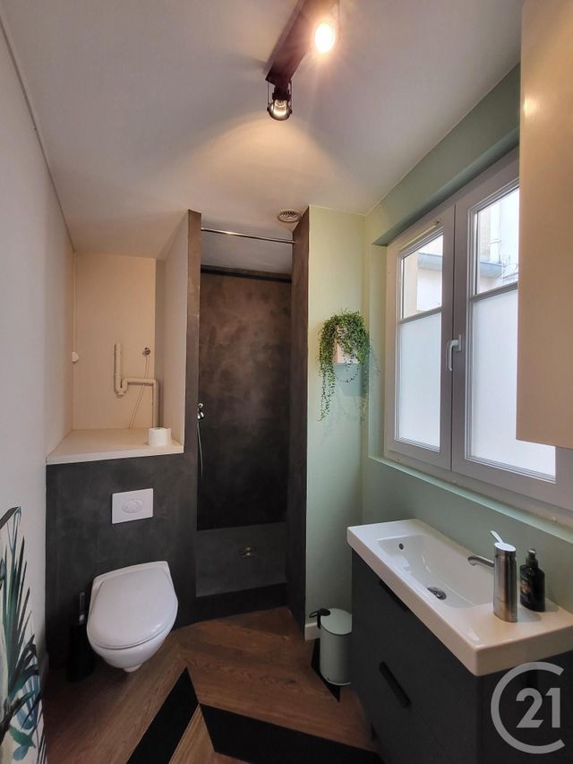 Appartement T2 à louer - 2 pièces - 48.68 m2 - CHARTRES - 28 - CENTRE - Century 21 Maitrejean Immobilier