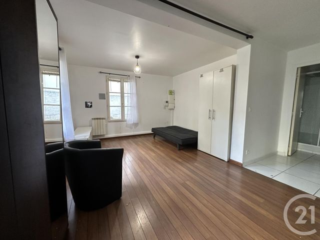 Appartement Studio à louer - 1 pièce - 26.3 m2 - CHARTRES - 28 - CENTRE - Century 21 Maitrejean Immobilier