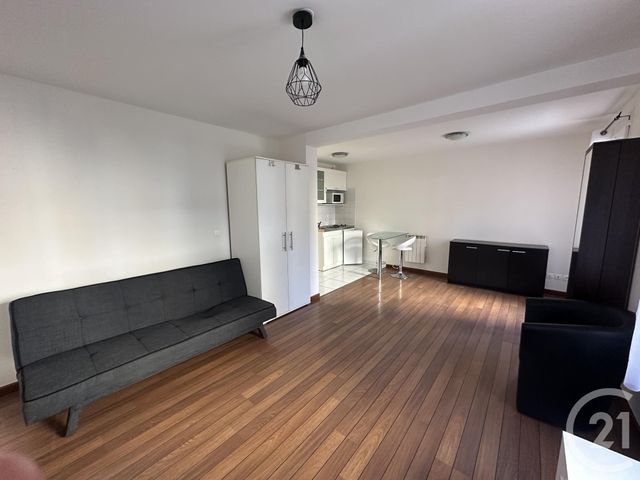 Appartement Studio à louer - 1 pièce - 26.3 m2 - CHARTRES - 28 - CENTRE - Century 21 Maitrejean Immobilier