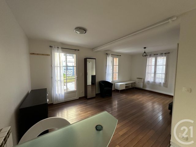Appartement Studio à louer - 1 pièce - 26.3 m2 - CHARTRES - 28 - CENTRE - Century 21 Maitrejean Immobilier