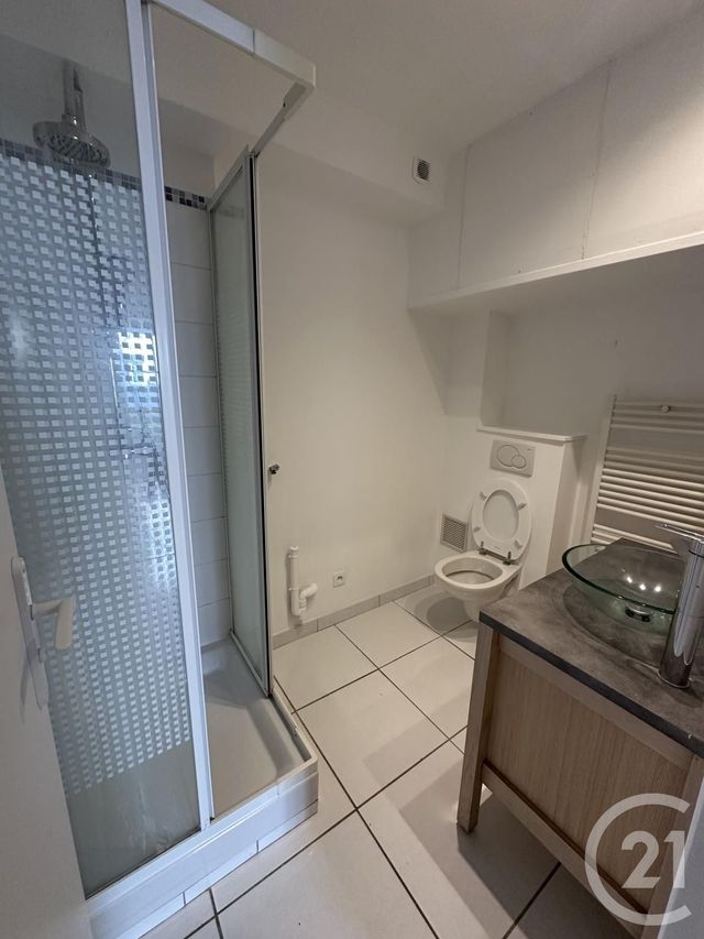 Appartement Studio à louer - 1 pièce - 26.3 m2 - CHARTRES - 28 - CENTRE - Century 21 Maitrejean Immobilier
