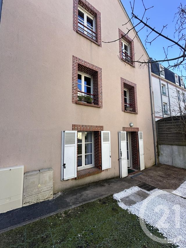 Appartement Studio à louer - 1 pièce - 26.3 m2 - CHARTRES - 28 - CENTRE - Century 21 Maitrejean Immobilier