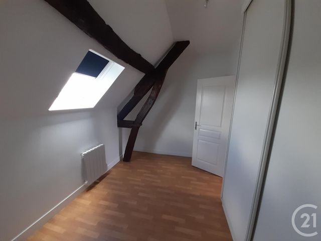 Appartement F2 à louer - 2 pièces - 39.8 m2 - CHARTRES - 28 - CENTRE - Century 21 Maitrejean Immobilier